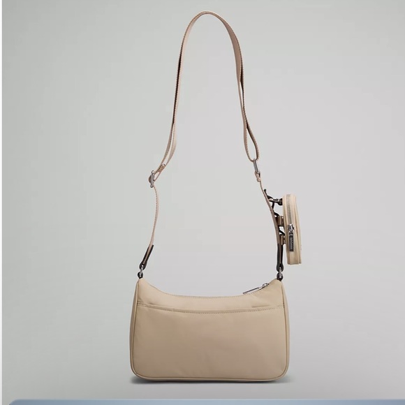 Lululemon Crossbody with Nano Pouch 2L Trench New with Tags 3-in-1 - Picture 2 of 16
